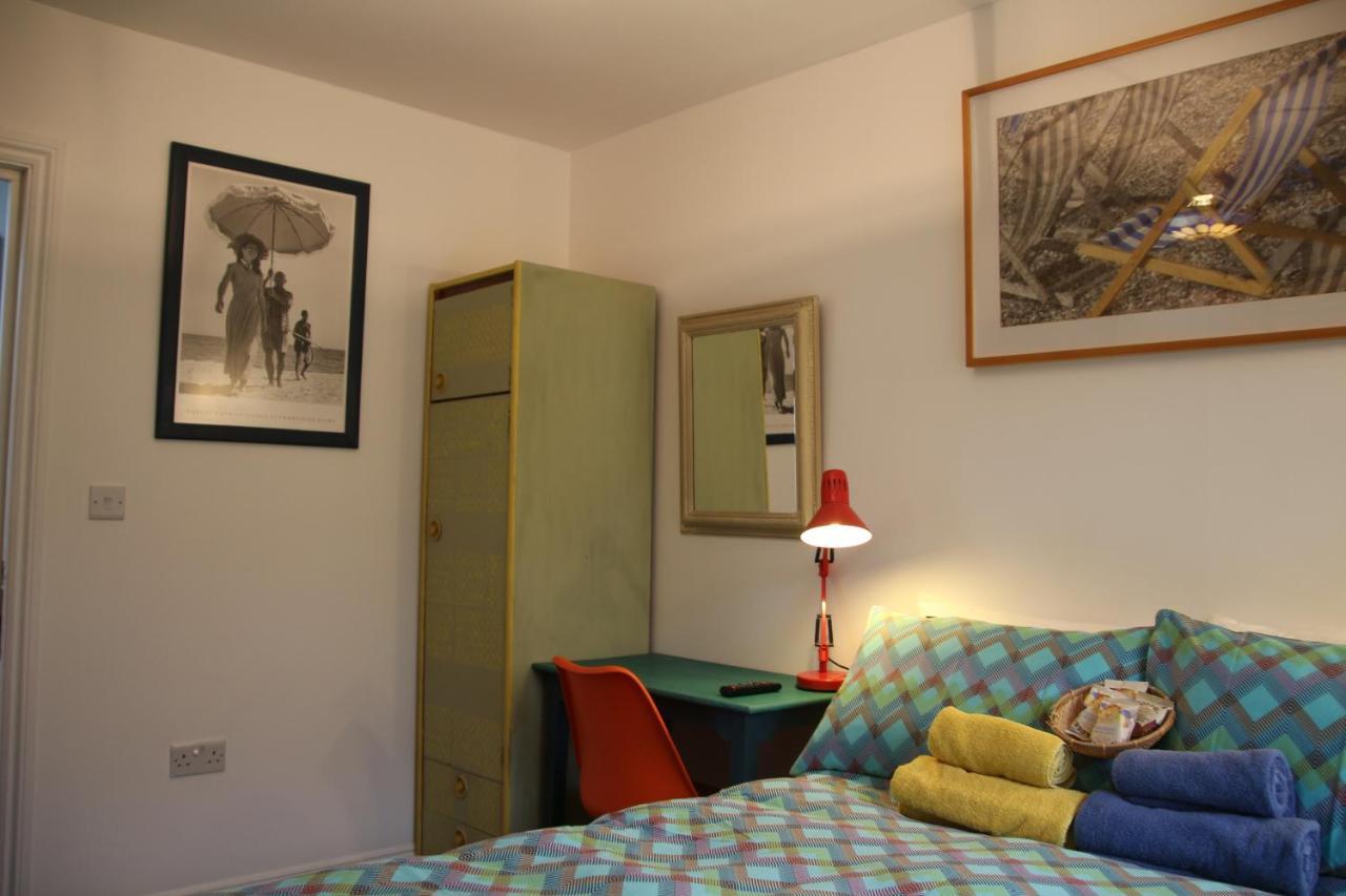 Bed and Breakfast The Enclave Вётинг Экстерьер фото